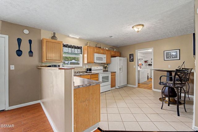 2319 Pittman Center Road, Sevierville, TN 37876