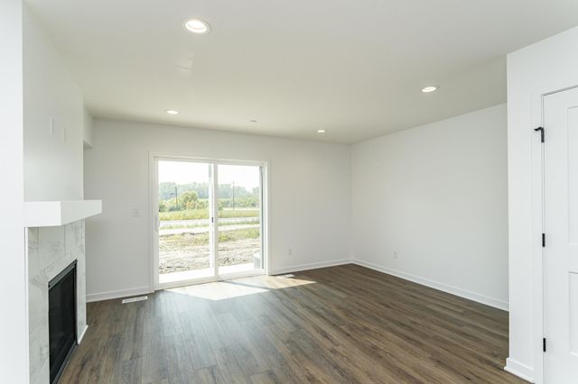 1093 Century Village Lane NE, Rochester, MN 55906