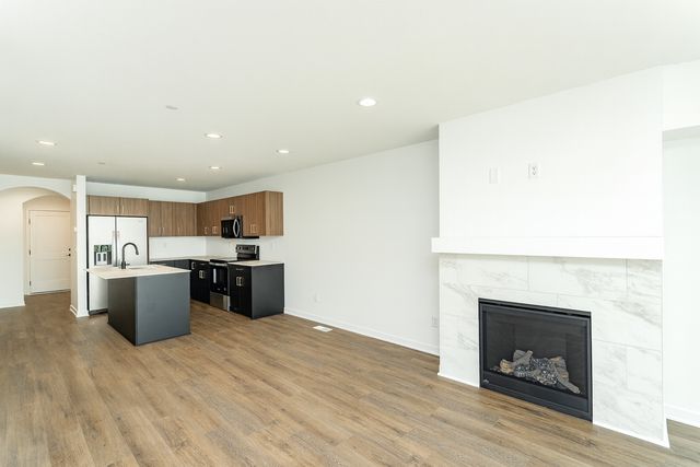 1093 Century Village Lane NE, Rochester, MN 55906