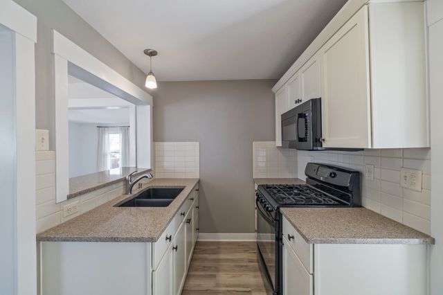 1135 Court Street, Adel, IA 50003