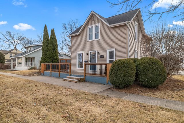 1135 Court Street, Adel, IA 50003