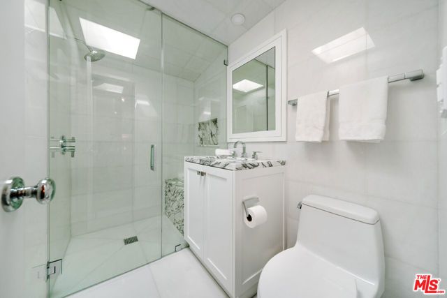 936 Palisades Beach Road, Santa Monica, CA 90403