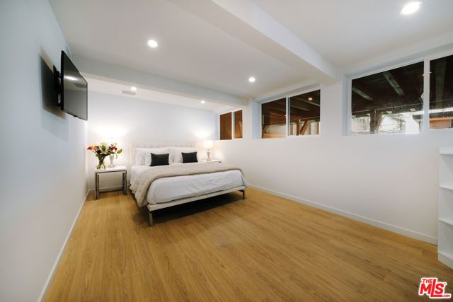 936 Palisades Beach Road, Santa Monica, CA 90403
