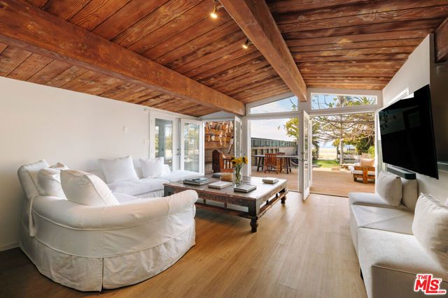 936 Palisades Beach Road, Santa Monica, CA 90403