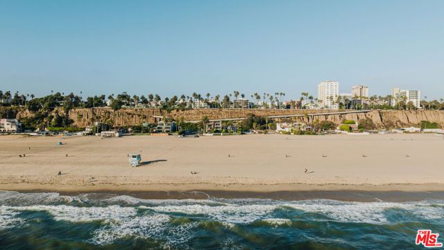 936 Palisades Beach Road, Santa Monica, CA 90403