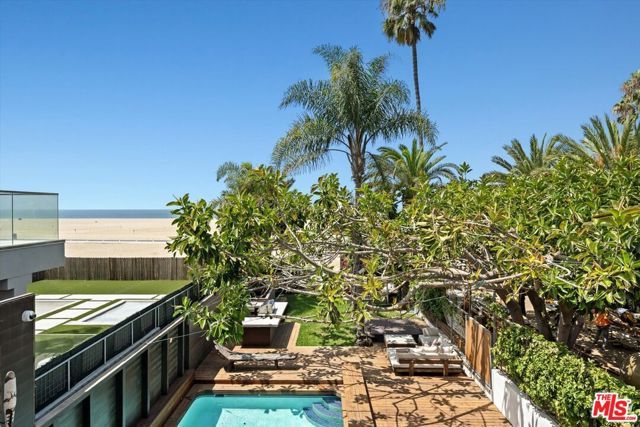 936 Palisades Beach Road, Santa Monica, CA 90403