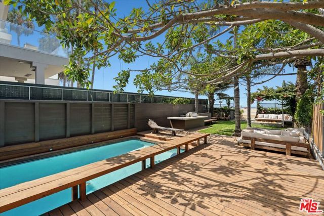 936 Palisades Beach Road, Santa Monica, CA 90403