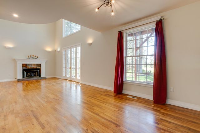 608 S Lakeside Rd, Liberty Lake, WA 99019