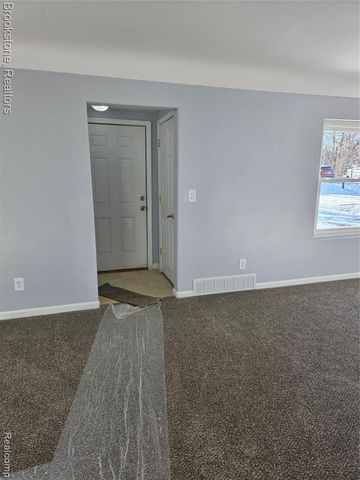 1095 Pine Street, Mount Morris, MI 48458