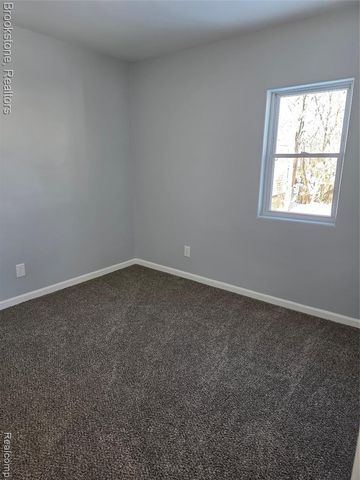 1095 Pine Street, Mount Morris, MI 48458