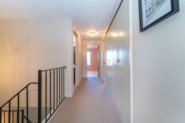 26200 Summerdale Drive, Southfield, MI 48033