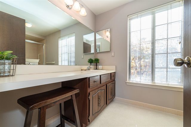 26200 Summerdale Drive, Southfield, MI 48033