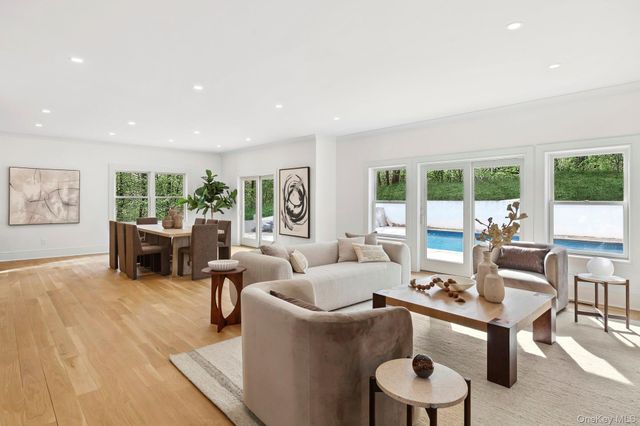 148 Hills Station Road, Southampton, NY 11968