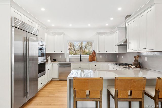 148 Hills Station Road, Southampton, NY 11968