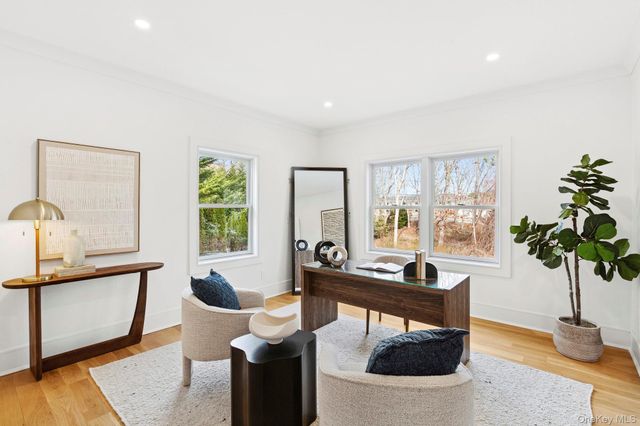 148 Hills Station Road, Southampton, NY 11968