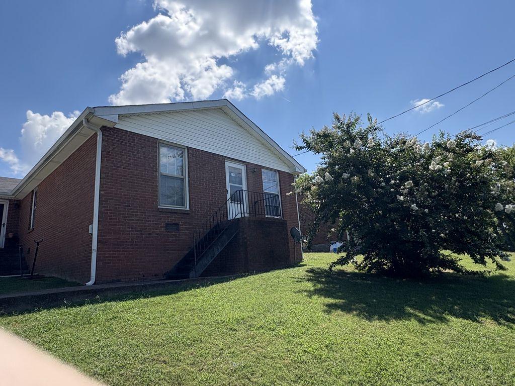 250 35th Ave, N, Nashville, TN 37209