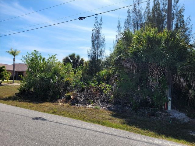 9598 SPRING CIRCLE, Port Charlotte, FL 33981