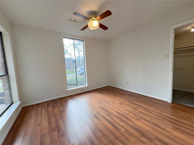 1207 Manor Court, Richmond, TX 77406