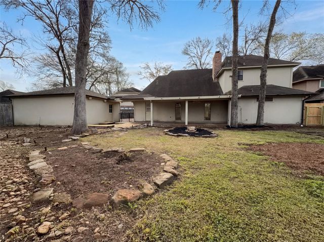 1207 Manor Court, Richmond, TX 77406