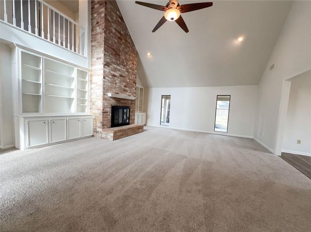 1207 Manor Court, Richmond, TX 77406