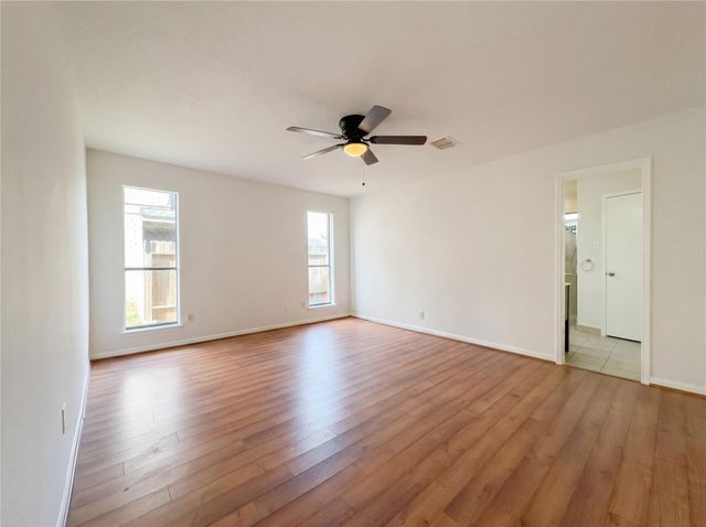 1207 Manor Court, Richmond, TX 77406