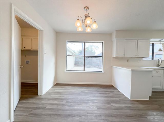 1207 Manor Court, Richmond, TX 77406