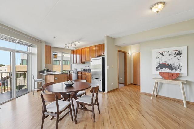 515 Main Street 709, Evanston, IL 60202