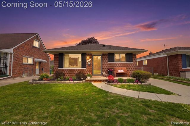 6018 Arcola Street, Garden City, MI 48135
