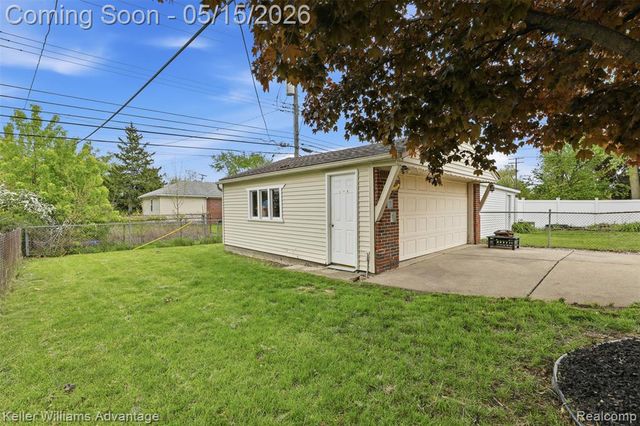 6018 Arcola Street, Garden City, MI 48135