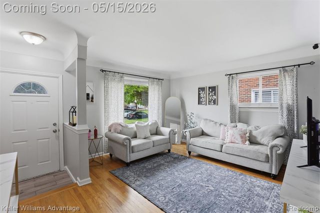 6018 Arcola Street, Garden City, MI 48135