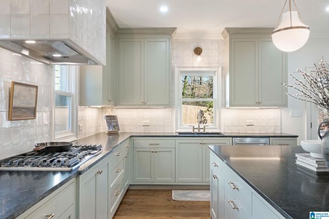 74 PARKWAY DRIVE, Homewood, AL 35209