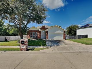 3248 Westland Avenue, Fort Worth, TX 76108