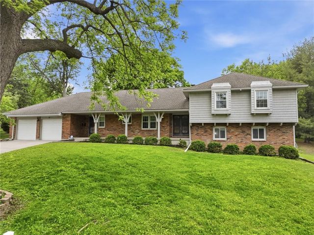 3610 S DELAWARE Avenue, Independence, MO 64055