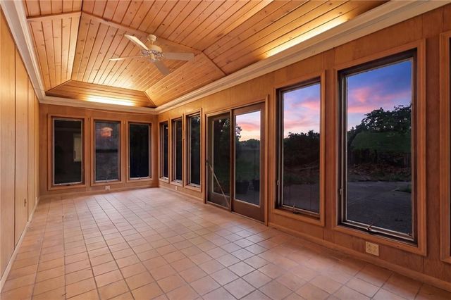 3610 S DELAWARE Avenue, Independence, MO 64055