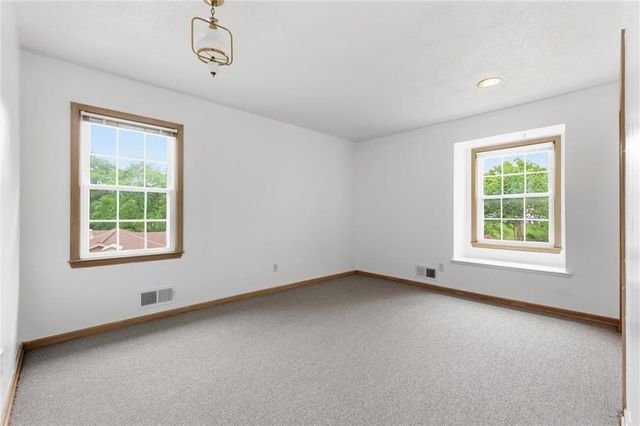 3610 S DELAWARE Avenue, Independence, MO 64055