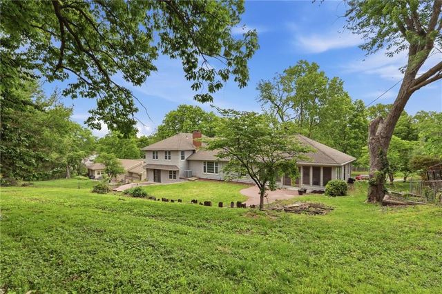 3610 S DELAWARE Avenue, Independence, MO 64055