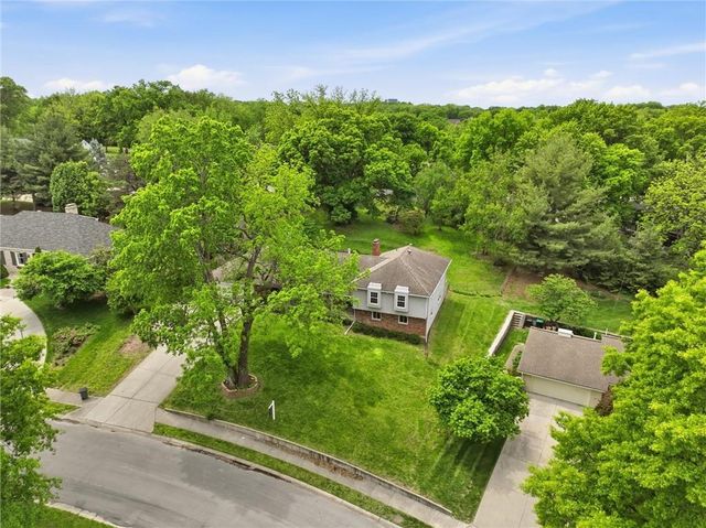 3610 S DELAWARE Avenue, Independence, MO 64055