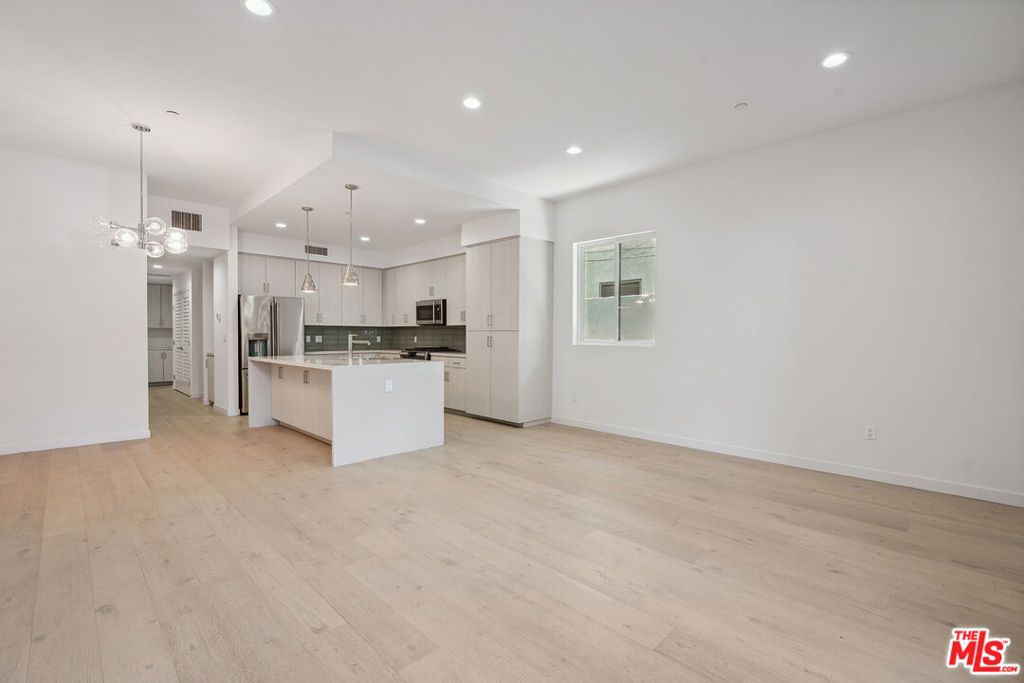 1746 Garfield Place 101, Los Angeles, CA 90028 — photo 5