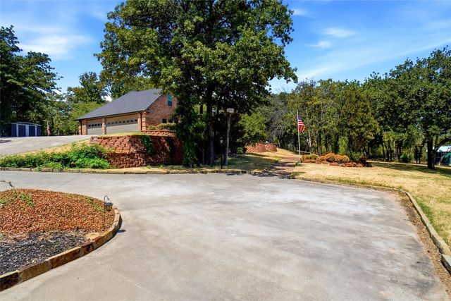 8998 Hilltop Road, Argyle, TX 76226