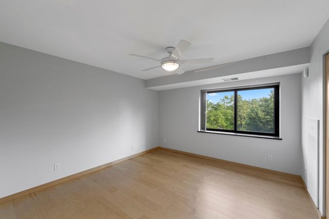 2885 Knox Avenue S 502, Minneapolis, MN 55408