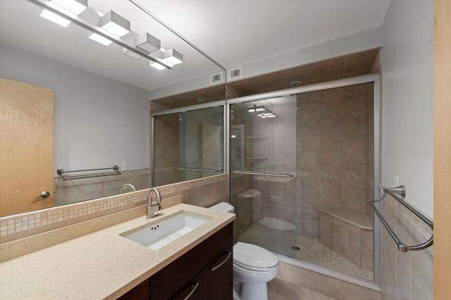 2885 Knox Avenue S 502, Minneapolis, MN 55408