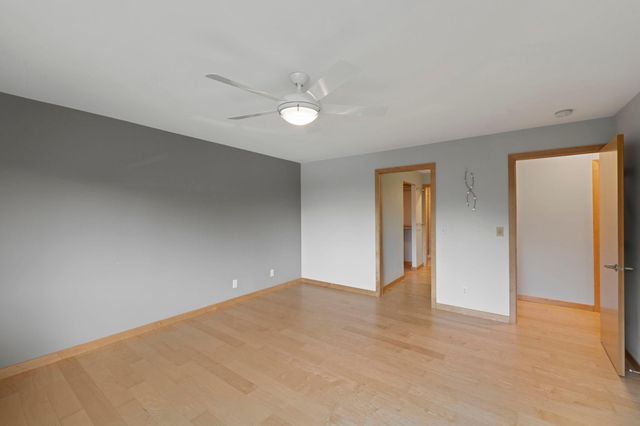 2885 Knox Avenue S 502, Minneapolis, MN 55408