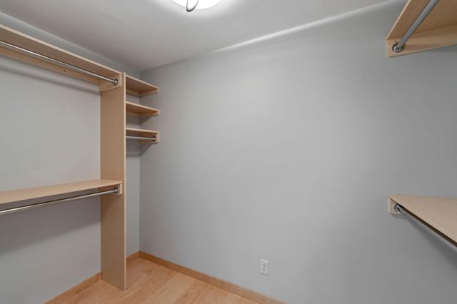 2885 Knox Avenue S 502, Minneapolis, MN 55408