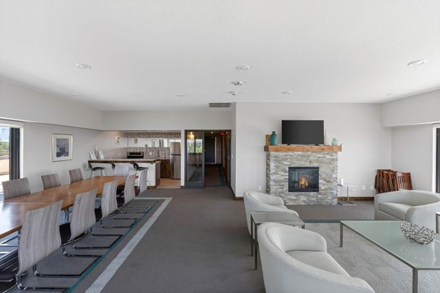 2885 Knox Avenue S 502, Minneapolis, MN 55408