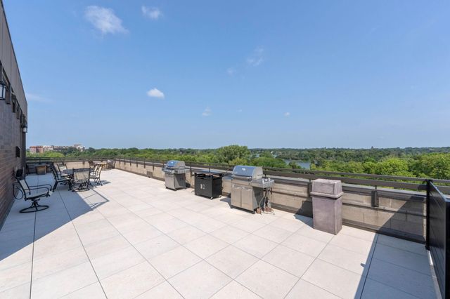 2885 Knox Avenue S 502, Minneapolis, MN 55408