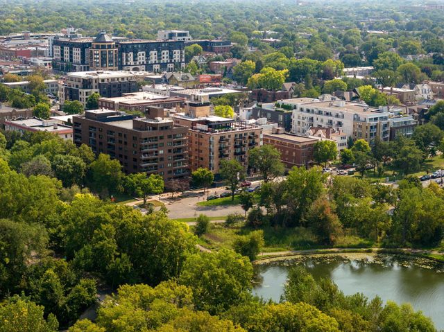 2885 Knox Avenue S 502, Minneapolis, MN 55408
