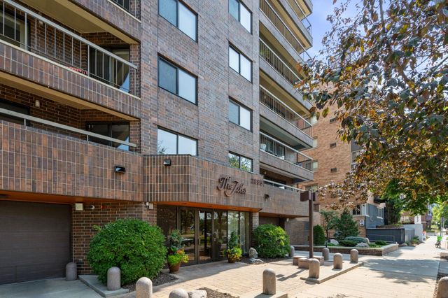2885 Knox Avenue S 502, Minneapolis, MN 55408