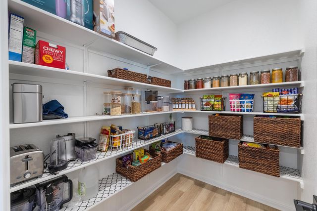 13117 Lapoynor ST, Manor, TX 78653