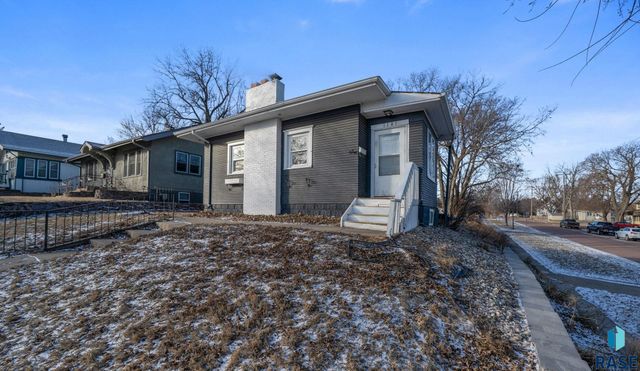 1101 S 6th Ave Avenue, Sioux Falls, SD 57104