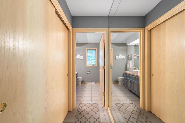 5800 Ivanhoe Circle, Fitchburg, WI 53711